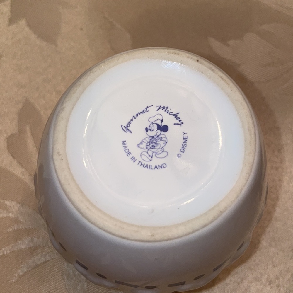 Disney Gourmet Mickey Creamer and Sugar Bowl - Picture 6 of 7